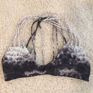 *** SOLD*** MIKOH Banyans bikini top- S